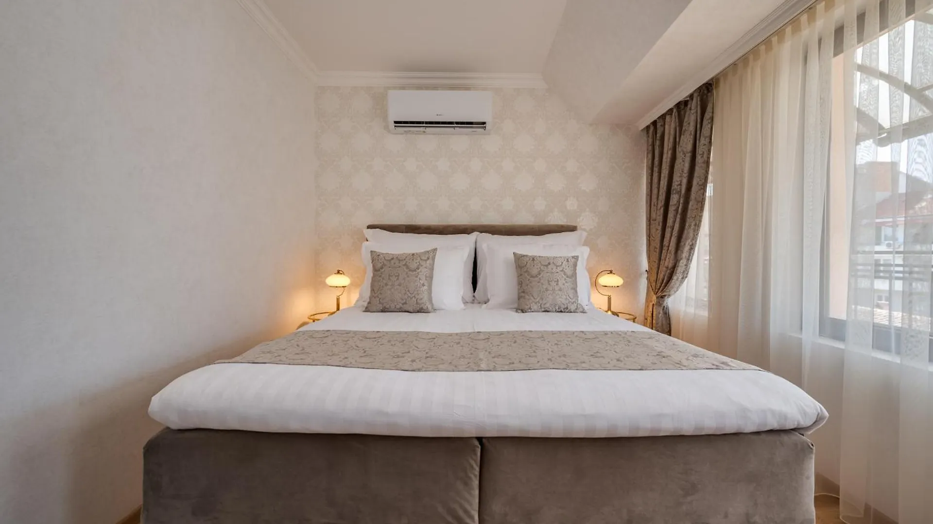 Prestige Central Apartments Varna